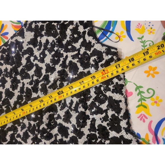 GUESS Women's Cocktail Dress Size 10 Black Silver Cheetah Sequin Mini Sh… - Picture 7 of 10